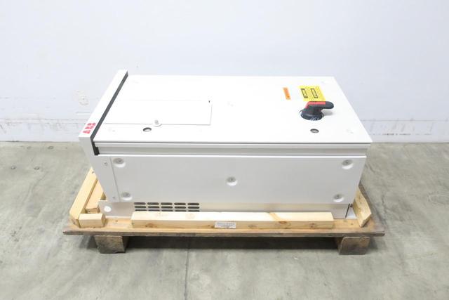 ABB ACH550-PDR-03A3-4+B058 AC VFD DRIVE 0-500HZ 0-480V-AC 1.5HP