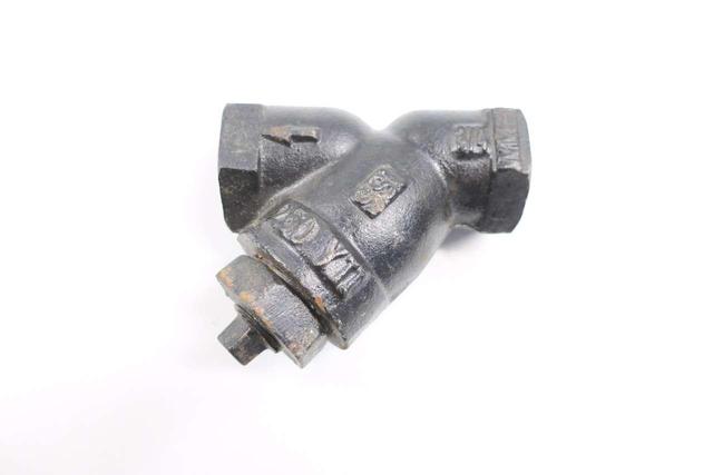 SSI YTI 3/4 IN NPT 250 IRON THREADED Y-STRAINER D568722