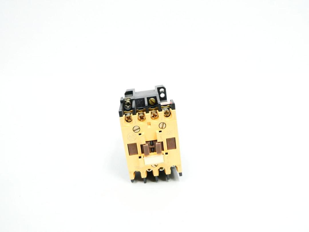 ALLEN BRADLEY 700-F220A1 CONTROL RELAY 120V-AC