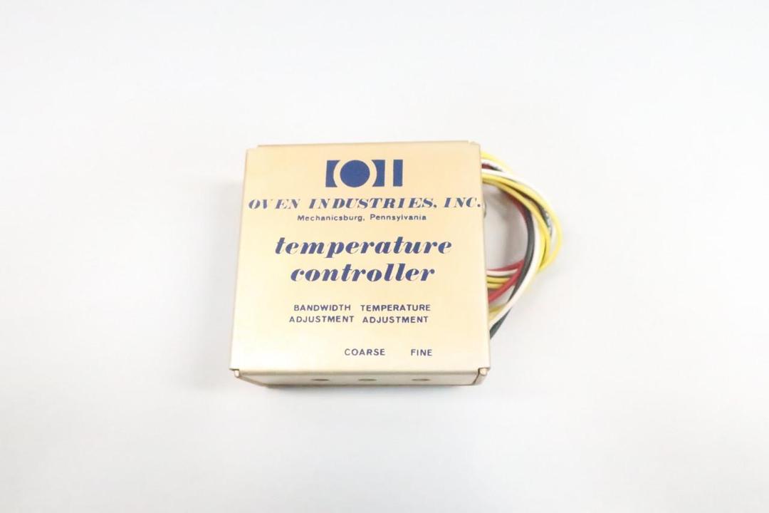OVEN INDUSTRIES 5CX-142 TEMPERATURE CONTROLLER