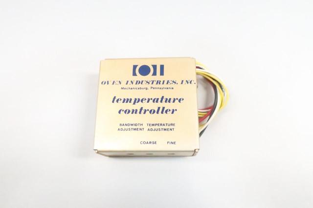 OVEN INDUSTRIES 5CX-142 TEMPERATURE CONTROLLER