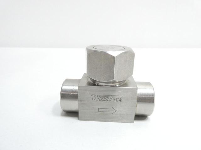 WHITEY SS-58F8 STAINLESS THREADED CHECK VALVE 1/2IN NPT