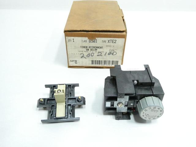 SQUARE D 8501XTE2 TIME DELAY RELAY 5-180SEC