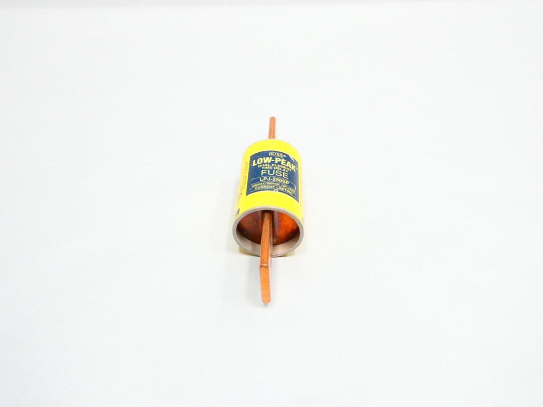 COOPER BUSSMANN LPJ-250SP DUAL-ELEMENT TIME DELAY FUSE J 250A AMP 600V-AC