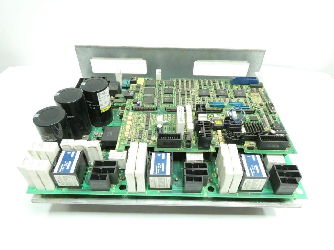 FANUC A16B-2100-0200/04C A20B-2002-0711/07C SERVO AMPLIFIER BOARD