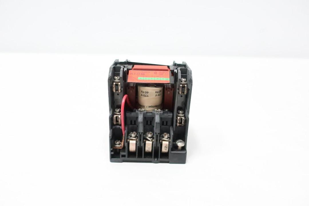 KLOCKNER MOELLER DIL0-22-NA AC CONTACTOR 120V-AC 33A 10HP