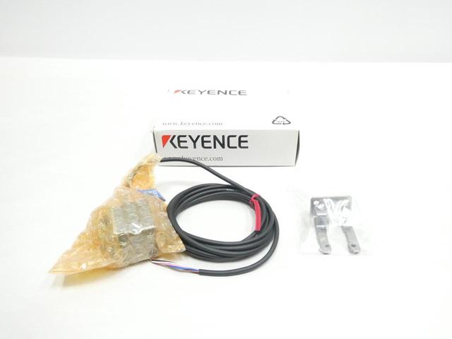 KEYENCE AP-33A PRESSURE SENSOR