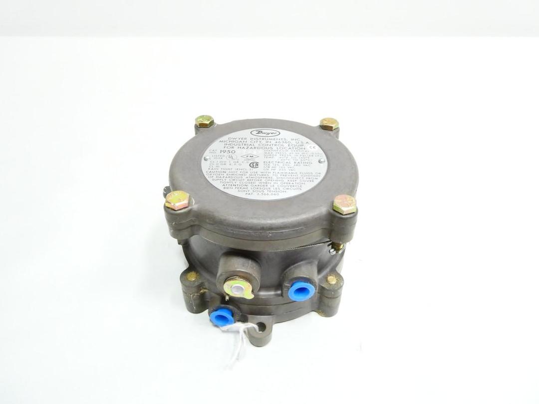 DWYER 1950-5-2F-ST-PR DIFFERENTIAL PRESSURE SWITCH 45IN-H2O 125/250/480V-AC