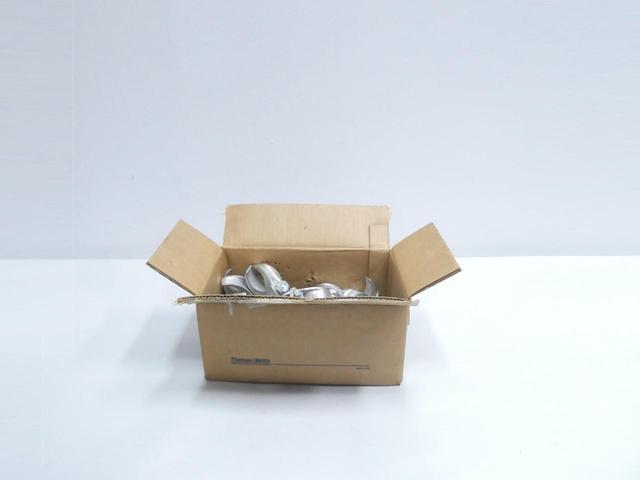 BOX OF 20 THOMAS&BETTS PC-1-1/2 GALVANIZED PIPE CLAMP 1-1/2IN