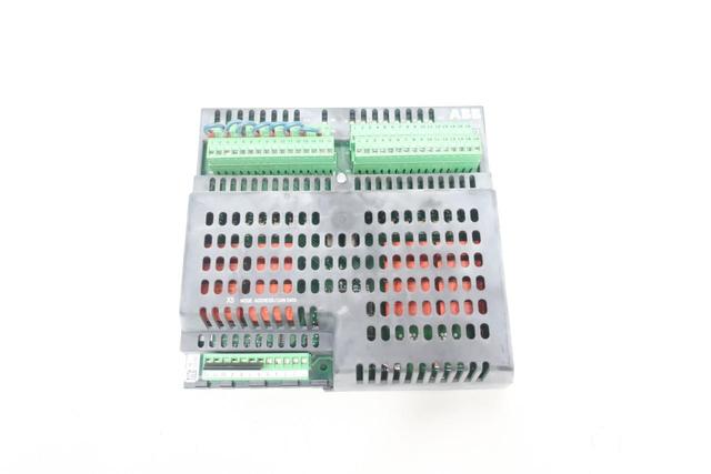 ABB DSQC 332A 3HAC17973-1 DIGITAL I/O MODULE