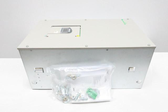 SCHNEIDER ATS48C59Y ALTISTART 48 SOFT STARTER 590A AMP 400HP 208-690V-AC