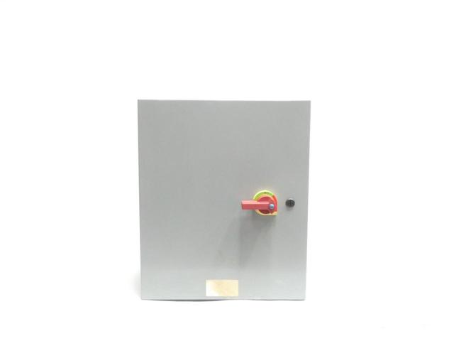 GE SCE-CFS364J 386A6456P0001 FUSIBLE DISCONNECT SWITCH 3P 200A AMP 250V-DC