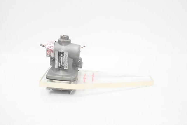 PENBERTHY HOUDAILLE 79258-000 9SI58 HAZARDOUS LOCATION GAGE ILLUMINATOR 58W