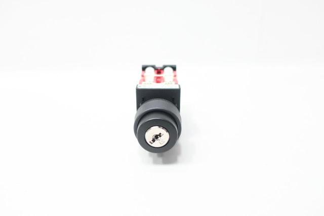 FUJI ELECTRIC AR22JR-2D SELECTOR SWITCH 250V-AC