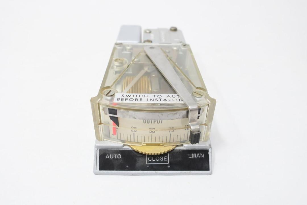 FOXBORO C0131MA MANUAL CONTROL UNIT 3-15PSI