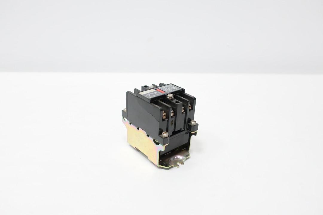 ALLEN BRADLEY 700-N400A24 CONTROL RELAY 24V-AC