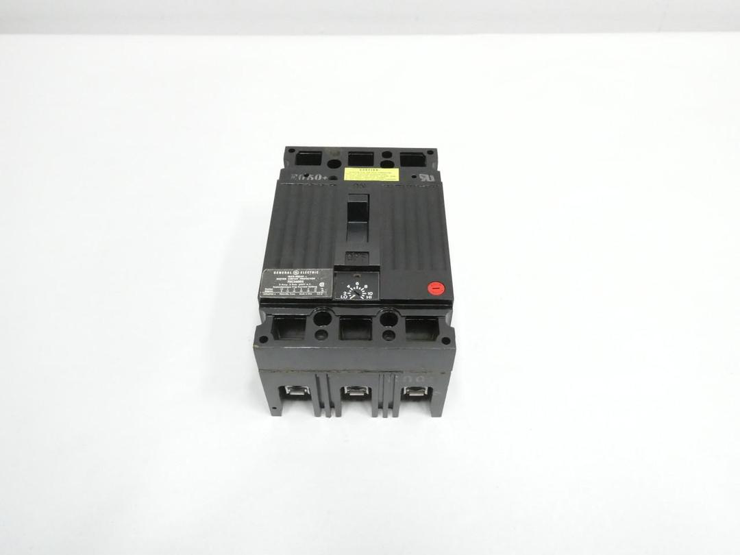 GENERAL ELECTRIC GE TEC36003 MOLDED CASE CIRCUIT BREAKER 3P 3A AMP 600V-AC