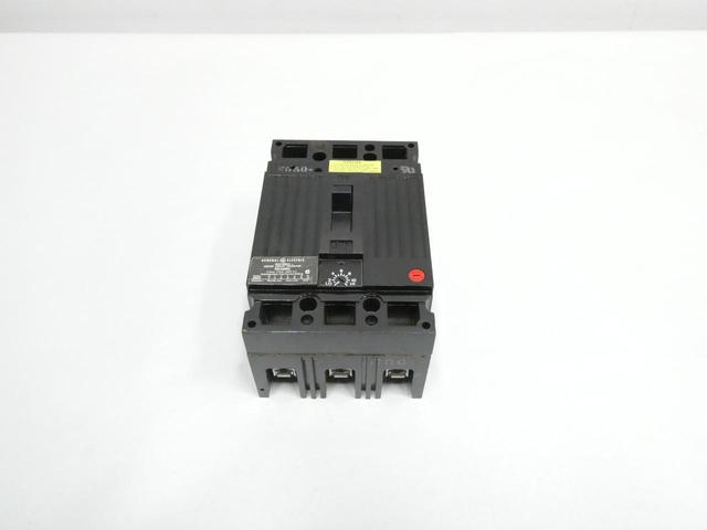 GENERAL ELECTRIC GE TEC36003 MOLDED CASE CIRCUIT BREAKER 3P 3A AMP 600V-AC