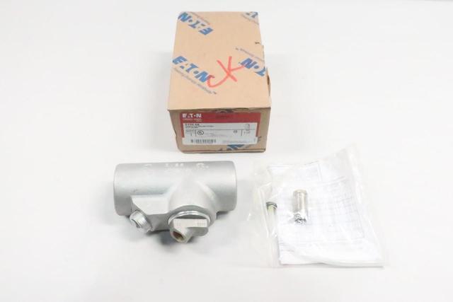 CROUSE HINDS EYD5 SA CONDULET FEMALE HUB SEALING FITTING W. DRAIN 1-1/2IN