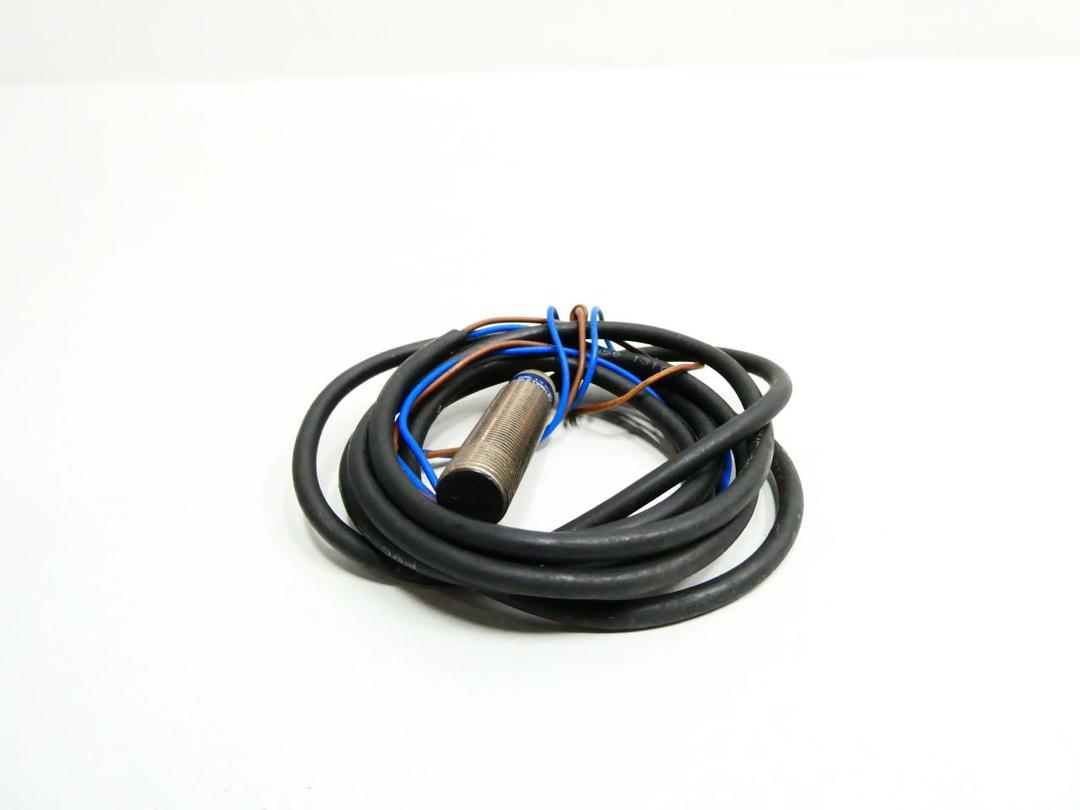 TELEMECANIQUE XS612B1MAL2 INDUCTIVE SENSOR 24-240V-AC/DC