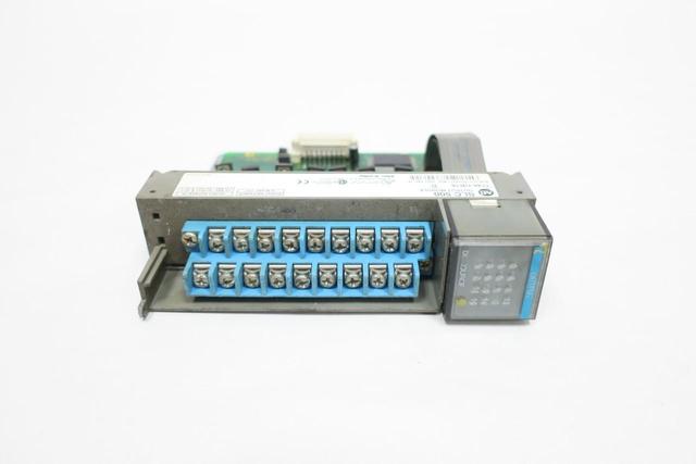 ALLEN BRADLEY 1746-OB16 OUTPUT MODULE SER D