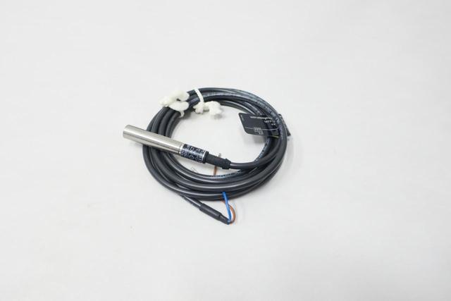 IFM EFECTOR IF030 IFA2002-ABOW PROXIMITY SWITCH 20-250V-AC