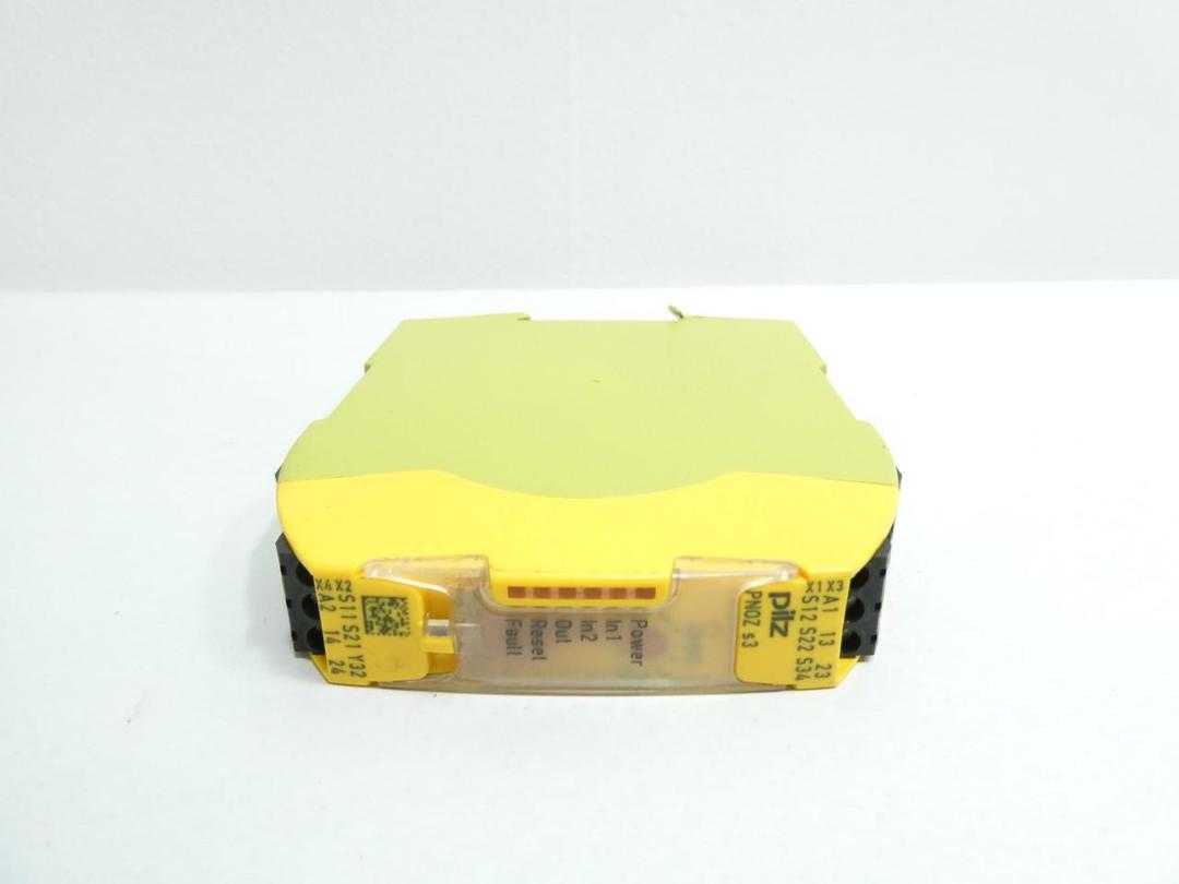 PILZ PNOZ S3 SAFETY RELAY 24V-DC