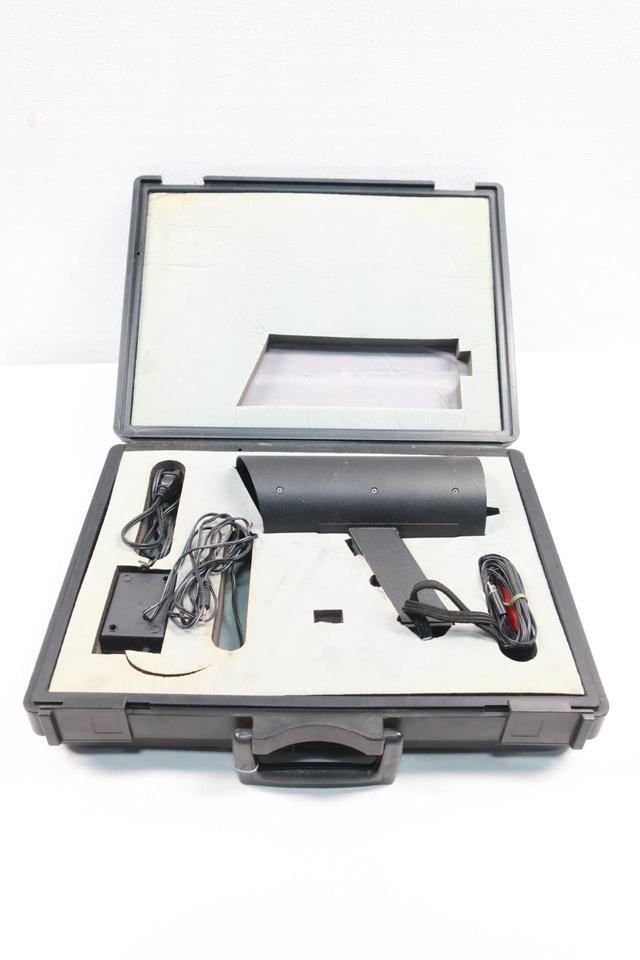 KANE-MAY INFRATRACE 1500 INFRA RED THERMOMETER 1500F
