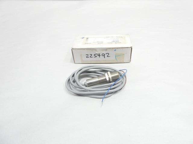 BAUMER CFAM 18N1600 PROXIMITY SENSOR