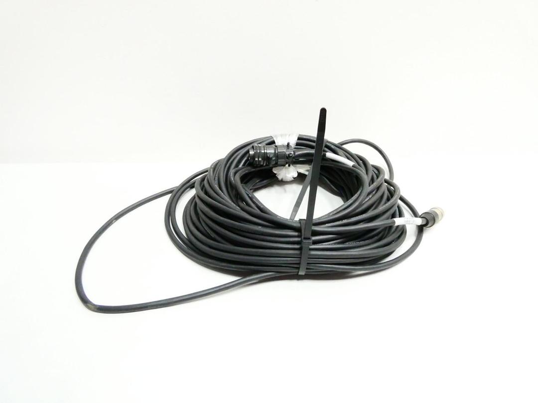 YASKAWA JEPMC-W6033-30X CORDSET CABLE 30M