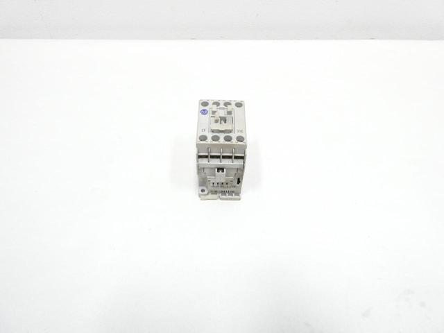 ALLEN BRADLEY 700-CF310B CONTROL RELAY 480V-AC