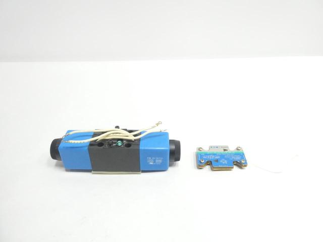 VICKERS DG4V-3S-OC-M-FW-B5-60 HYDRAULIC DIRECTIONAL CONTROL VALVE 5000PSI 120VAC