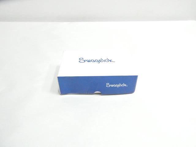 BOX OF 4 SWAGELOK B-QF16-B-16PF BRASS QUICK CONNECT COUPLING 1IN NPT