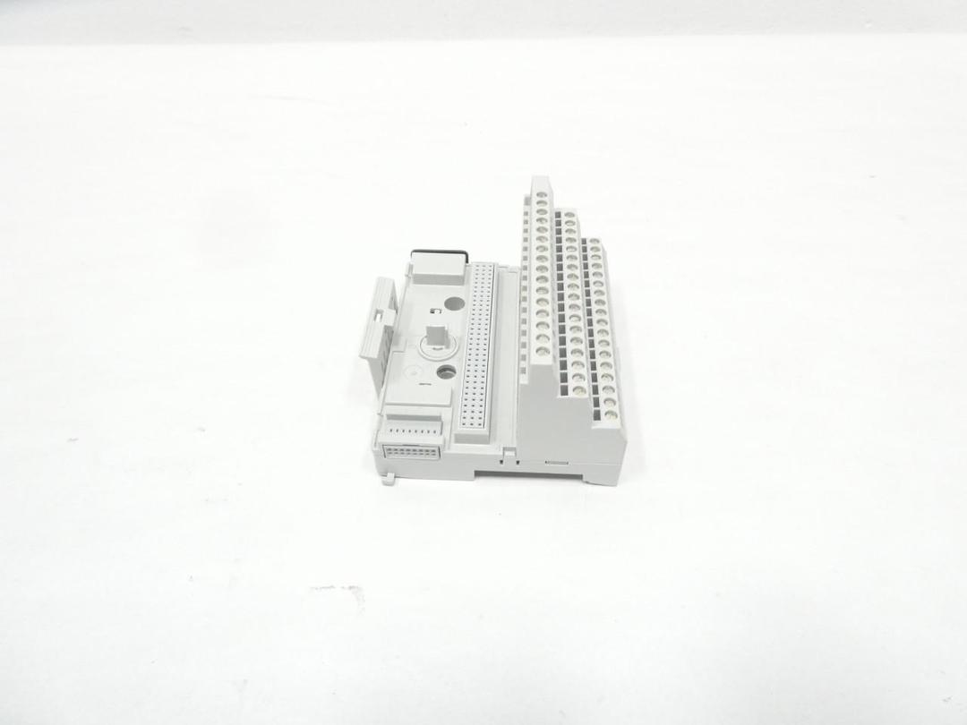 ALLEN BRADLEY 1794-TB32 FLEX I/O INPUT MODULE SER A