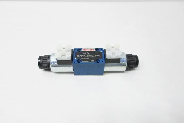 REXROTH R900955887 HYDRAULIC DIRECTIONAL CONTROL VALVE