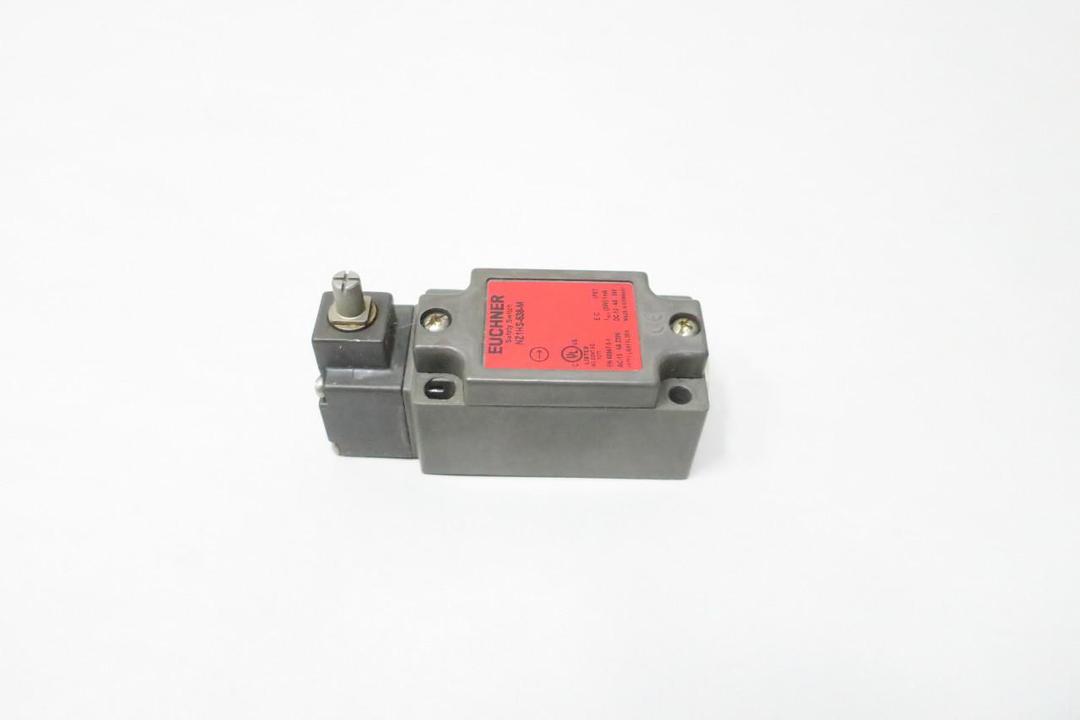 EUCHNER NZ1HS-538-M SAFETY SWITCH 230V-AC