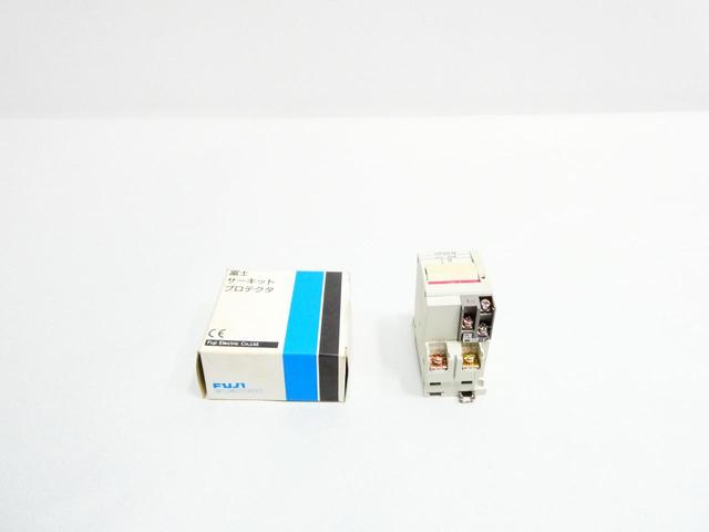 FUJI CP32FM/15W MINIATURE CIRCUIT BREAKER 2P 15A AMP 240V-AC