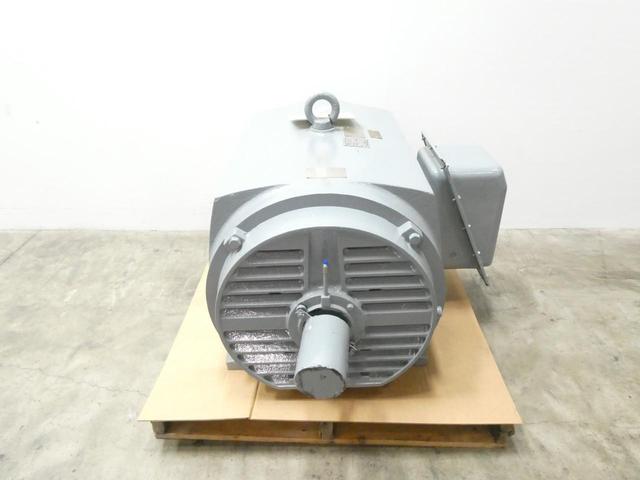 TOSHIBA F4002VLG3J1R WORLD ENERGY MOTOR 315LL 3PH 400HP 3540RPM 2300/4160V-AC