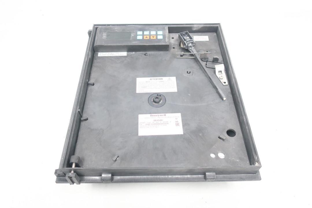 HONEYWELL DR4500 DR45AT-1110-00-000-0-00000E-0 CHART RECORDER 120/240V-AC