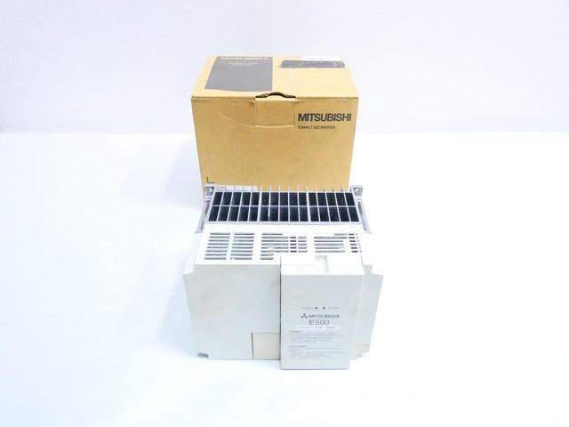 MITSUBISHI FR-E520-3.7K-NA AC VFD DRIVE 200-240V-AC 0.2-400HZ 200-240V-AC 5HP