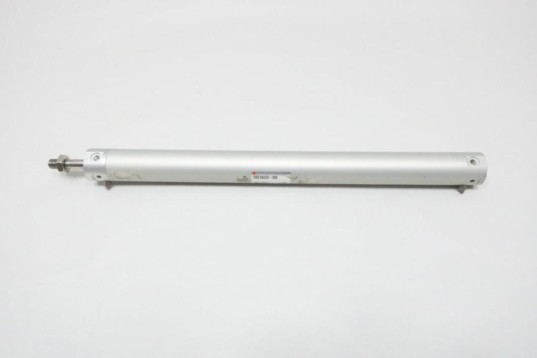 SMC CDG1BA25-300 DOUBLE ACTING PNEUMATIC CYLINDER 25MM 300MM 145PSI