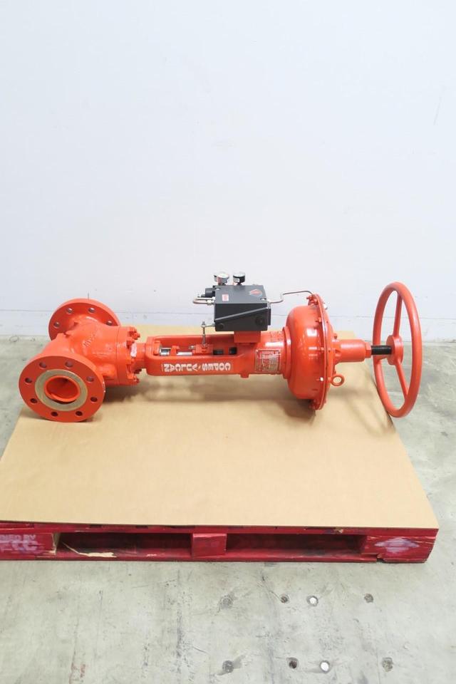 COPES VULCAN LCV-1106-1111 AV111100 PNEUMATIC IRON FLANGED CONTROL VALVE 4IN 300