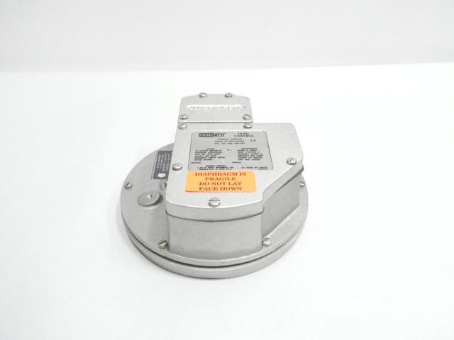DWYER PSD16A PROXIMITY LEVEL CONTROL 125/250/480V-AC