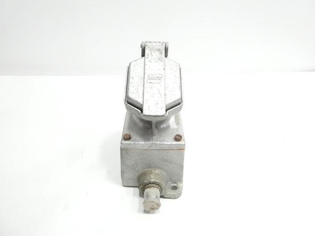 CROUSE HINDS ENRC21201 EXPLOSION PROOF RECEPTACLE 20A AMP 125V-AC