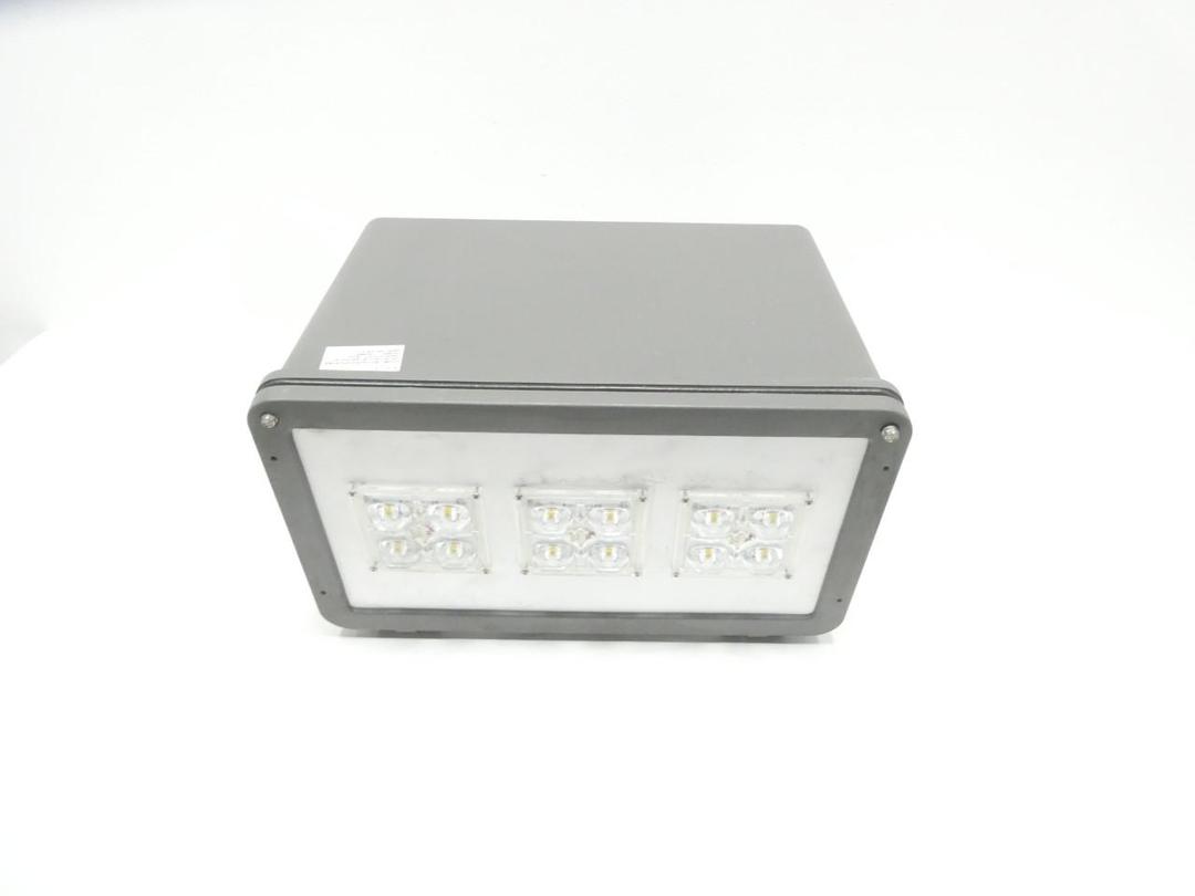 DECO D206-LED12050UNV3YBZ LARGE LED FLOODLIGHT 120W 120-277V-AC