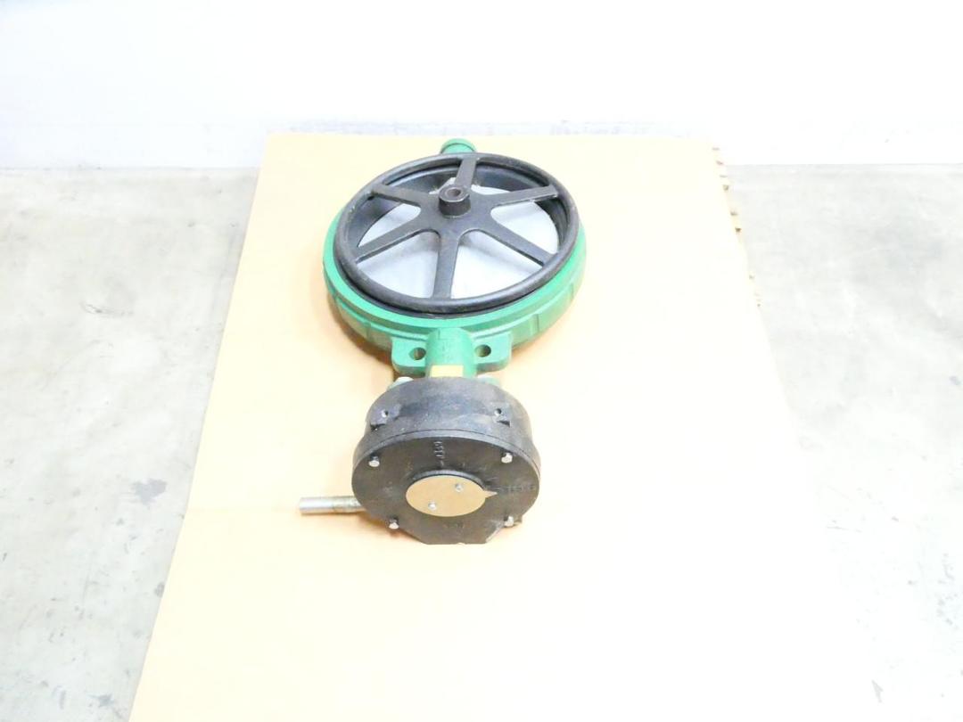 CENTER LINE SERIES 200 MANUAL GEAR OPERATED IRON WAFER BUTTERFLY VALVE 12IN 150