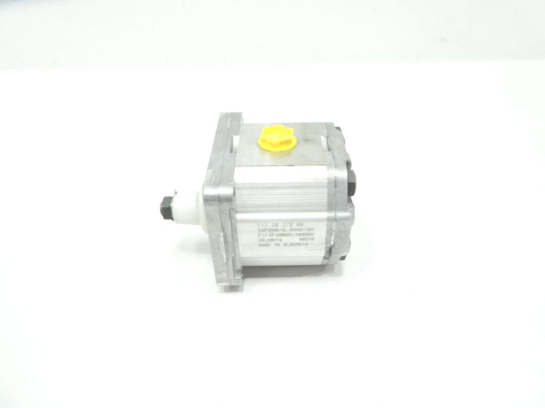 DANFOSS 111.20.278.00 SNP2NN/8.0RN01BAP1F4F4NNNN/NNNNN HYDRAULIC GEAR PUMP