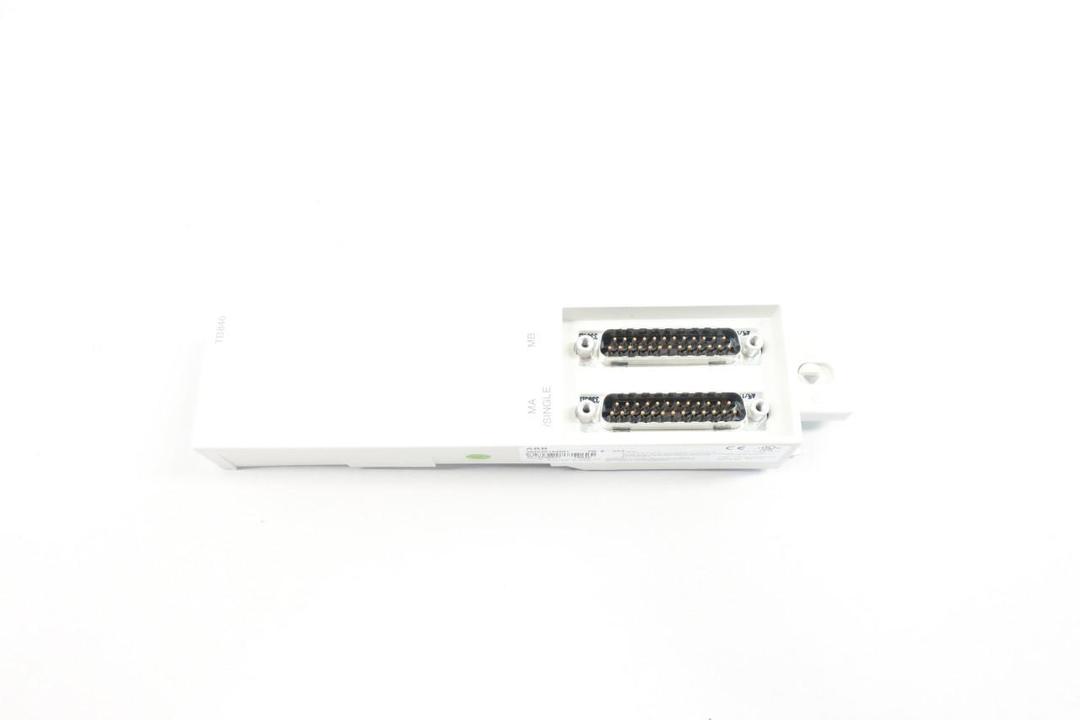 ABB 3BSE021439R1 TB846 S800 DUAL MODULEBUS INLET MODULE