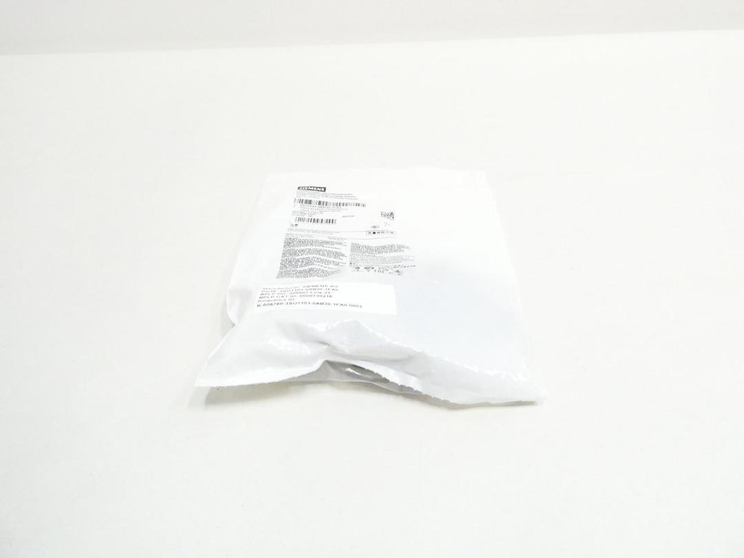 SIEMENS 3SU1103-0AB30-1FA0 ILLUMINATED YELLOW PUSHBUTTON