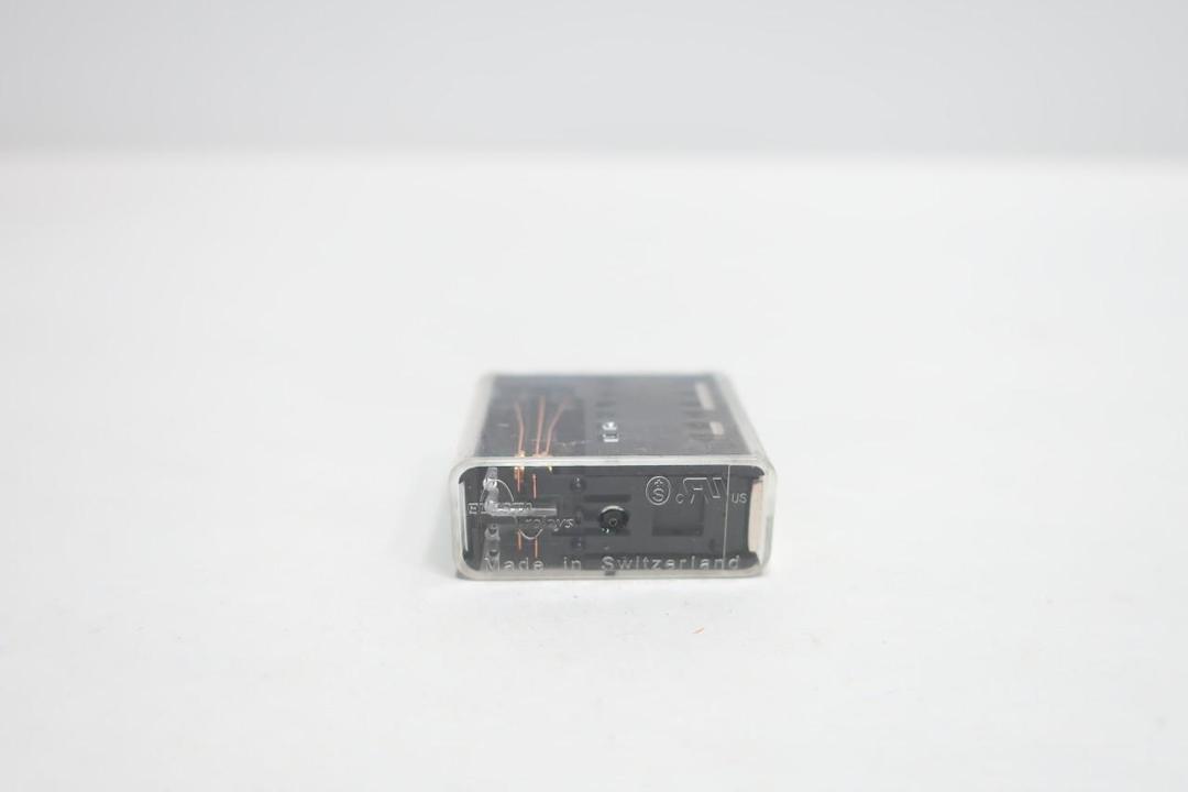 ELESTA SGR282ZK H320436 PLUG-IN RELAY 24V-DC